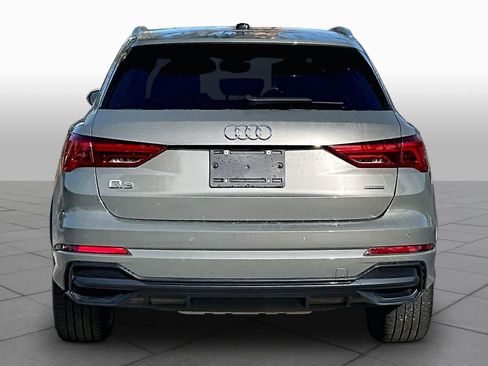 Used 2019 Audi Q3 2.0T Premium Plus w/ Premium Plus Package AWD/4WD image 5