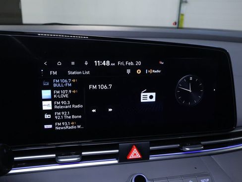 Used 2025 Hyundai Elantra SEL image 26