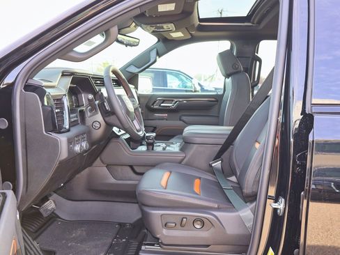 New 2026 GMC Sierra 1500 AT4 w/ AT4 Premium Package image 8