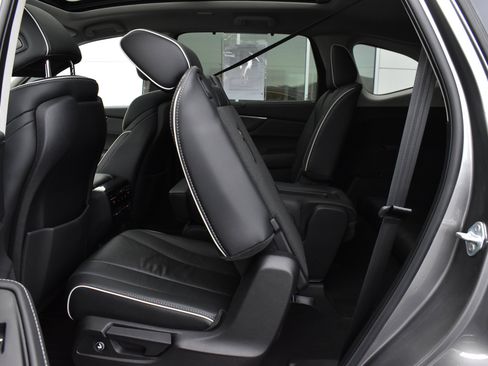 Used 2024 Acura MDX SH-AWD w/ Advance Package image 20