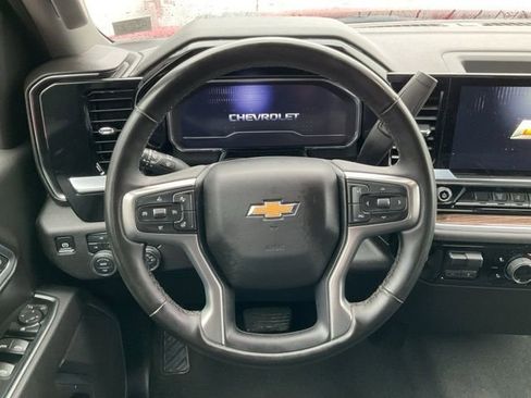 Certified 2025 Chevrolet Silverado 2500 LT w/ Convenience Package image 11