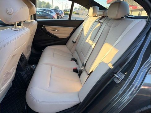 Used 2018 BMW 330i Sedan RWD image 10