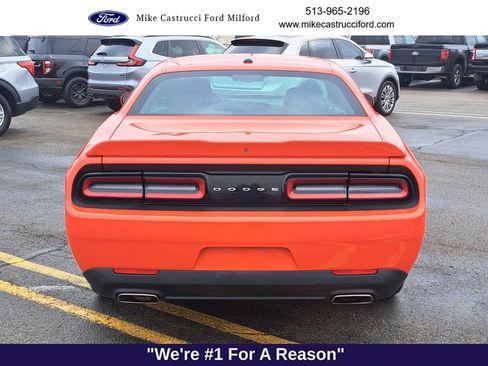 Used 2021 Dodge Challenger SXT w/ Driver Convenience Group image 4
