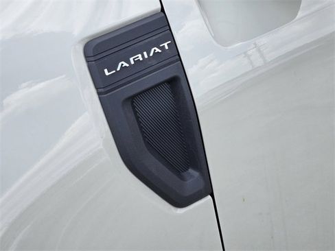 Used 2024 Ford Maverick Lariat w/ 4K Tow Package image 12