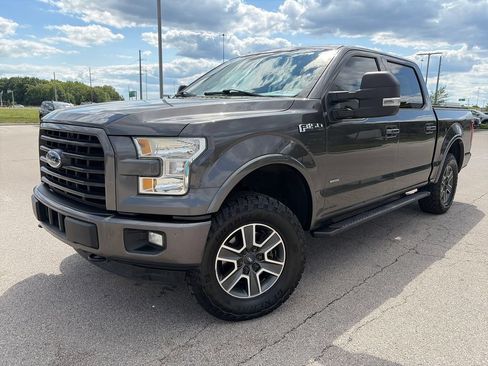 Used 2015 Ford F150 XLT w/ Equipment Group 302A Luxury AWD/4WD image 3