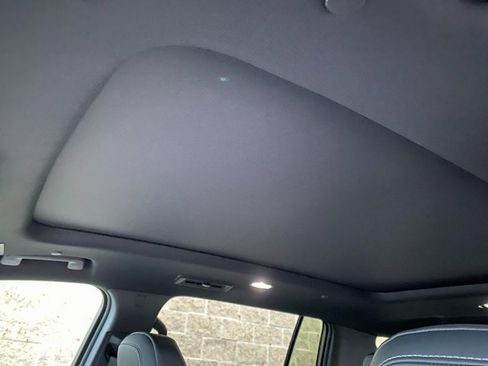 New 2026 Chevrolet Traverse LT image 19