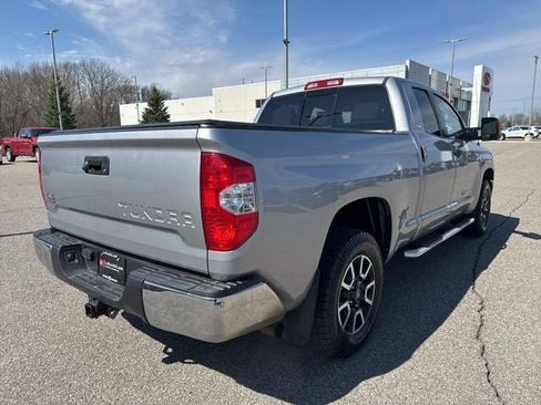 Used 2016 Toyota Tundra SR5 w/ SR5 Upgrade Package image 16