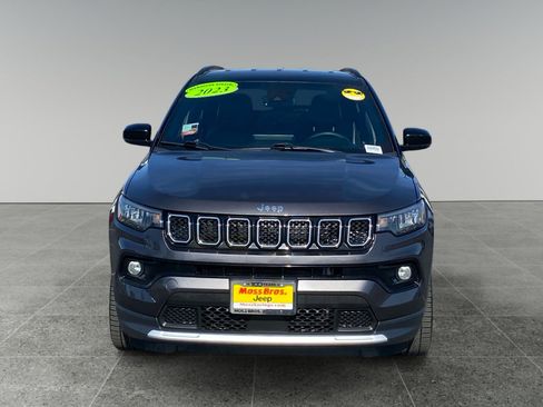 Used 2023 Jeep Compass Limited image 8