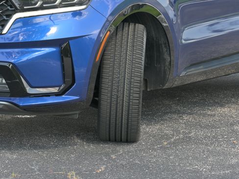 Used 2023 Kia Sorento SX FWD image 35