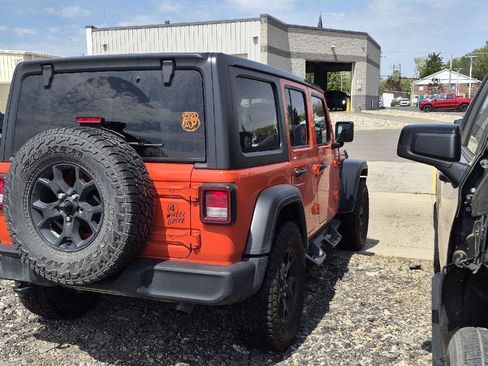 Used 2020 Jeep Wrangler Unlimited Sport AWD/4WD image 3