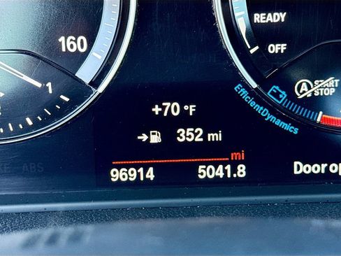 Used 2018 BMW 230i Convertible image 40