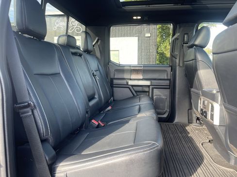 Used 2022 Ford F250 Lariat w/ Tremor Off-Road Package image 28