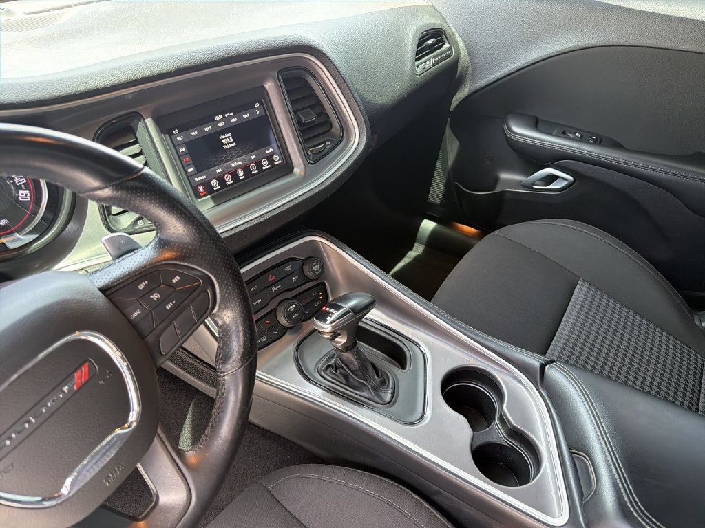 Used 2022 Dodge Challenger R/T RWD image 24
