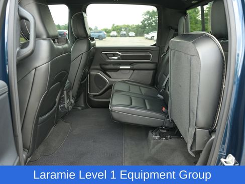 Used 2023 RAM 1500 Laramie AWD/4WD image 29