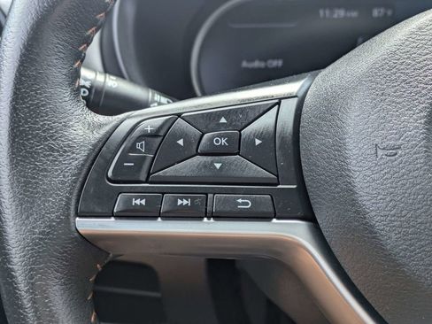 Used 2020 Nissan Kicks SR w/ SR Premium Package FWD image 24