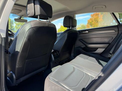 Used 2019 Volkswagen Arteon SEL FWD image 12