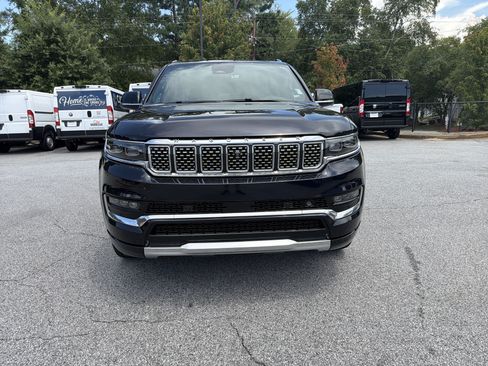 Used 2024 Jeep Grand Wagoneer L Series III AWD/4WD image 2