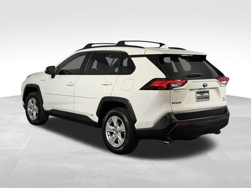Used 2020 Toyota RAV4 XLE w/ XLE Grade Weather Package AWD/4WD image 7