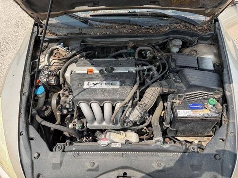 Used 2004 Honda Accord LX image 38