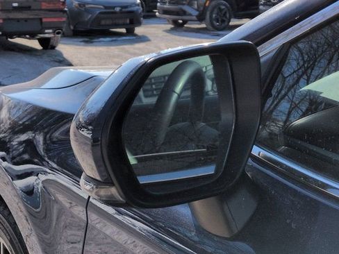 Used 2023 Toyota Camry SE w/ Convenience Package image 11