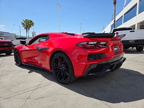 Certified 2023 Chevrolet Corvette Z06 w/ Stealth Interior Trim Package RWD image 4