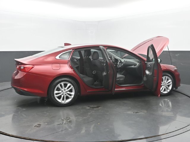 Used 2017 Chevrolet Malibu LT FWD image 53