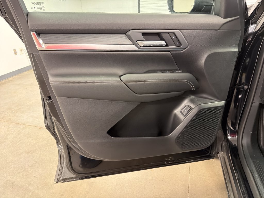 New 2027 GMC Terrain Elevation w/ Elevation Premium Package FWD image 20