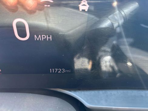 Used 2025 Buick Envista Avenir FWD image 12