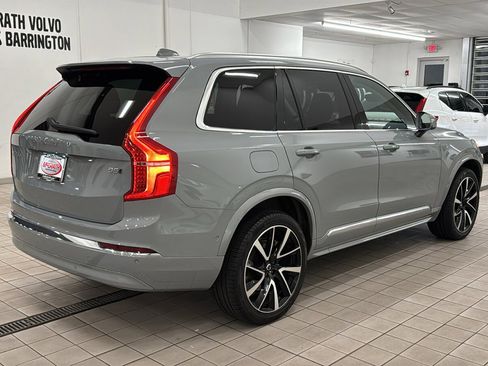 Used 2024 Volvo XC90 B5 Plus image 5