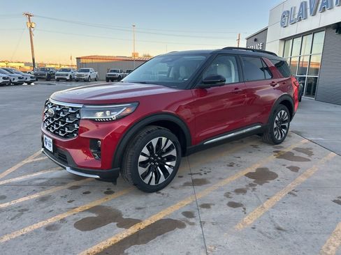 New 2026 Ford Explorer Platinum w/ LUX Leather Package image 7