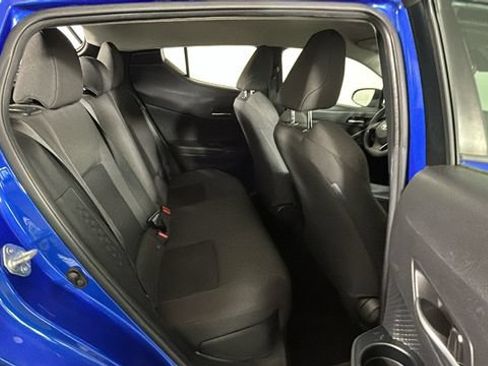 Used 2020 Toyota C-HR LE FWD image 28