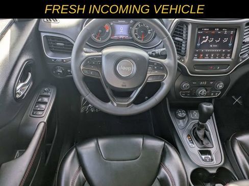 Used 2022 Jeep Cherokee Trailhawk w/ Sound & Nav Group AWD/4WD image 14