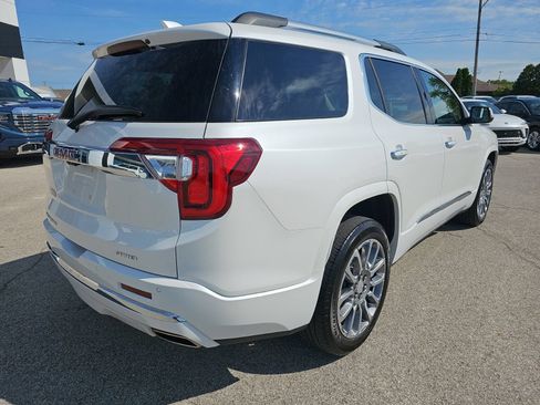 Used 2023 GMC Acadia Denali w/ Denali Ultimate Package AWD/4WD image 7