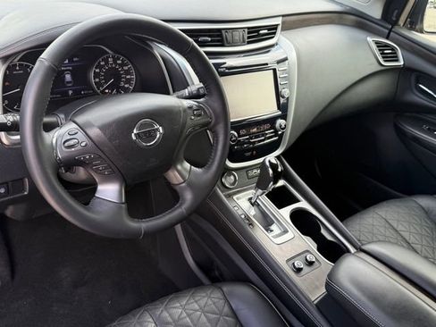 Used 2019 Nissan Murano Platinum w/ Cargo Package FWD image 9