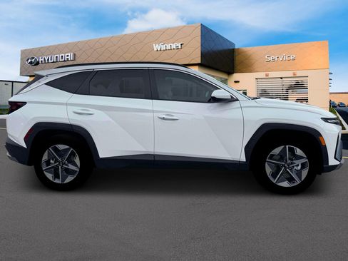 New 2026 Hyundai Tucson SEL image 8