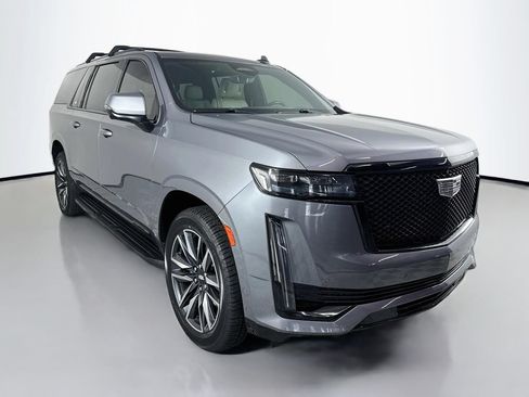 Used 2021 Cadillac Escalade ESV Sport AWD/4WD image 7