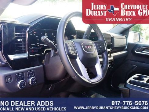 Used 2024 GMC Sierra 1500 Elevation w/ LPO, Elevation Black Package AWD/4WD image 19