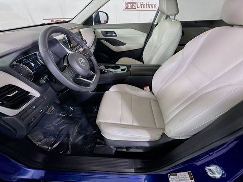 Certified 2021 Nissan Rogue SV w/ Premium Package AWD/4WD image 25