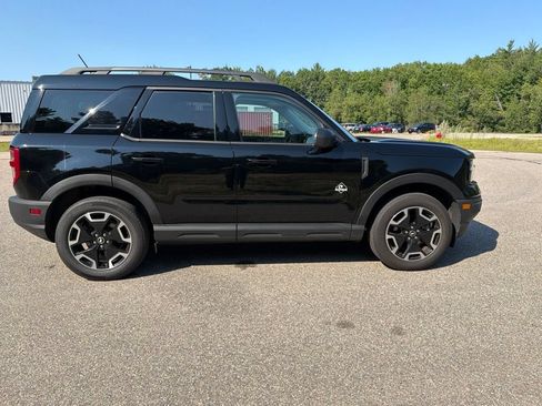 Used 2024 Ford Bronco Sport Outer Banks w/ Tech Package AWD/4WD image 3