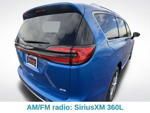 New 2026 Chrysler Pacifica Pinnacle image 6