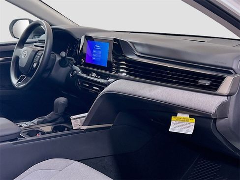 New 2026 Toyota Camry LE image 27