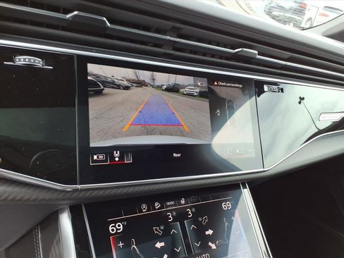 New 2026 Audi SQ7 Premium Plus AWD/4WD image 19