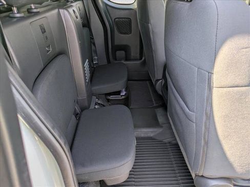 Used 2025 Nissan Frontier S AWD/4WD image 18