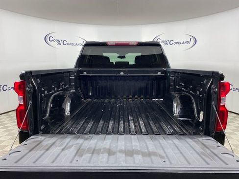 Certified 2022 Chevrolet Silverado 1500 LT Trail Boss image 25