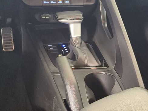 Used 2025 Hyundai Elantra Sport FWD image 20