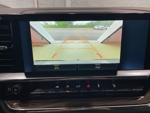 Certified 2024 Chevrolet Silverado 1500 RST image 34