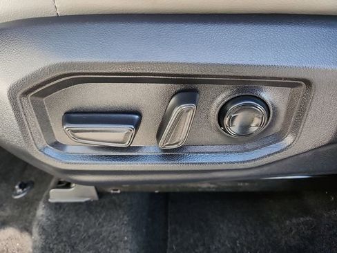 Used 2024 Toyota Tundra Limited w/ Power Package image 12