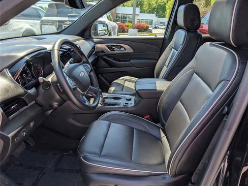 Used 2023 Chevrolet Traverse Premier w/ LPO, Floor Liner Package AWD/4WD image 20