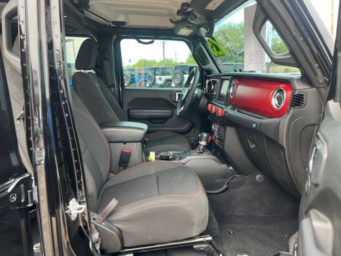 Certified 2023 Jeep Gladiator Rubicon w/ Trailer Tow Package AWD/4WD image 19
