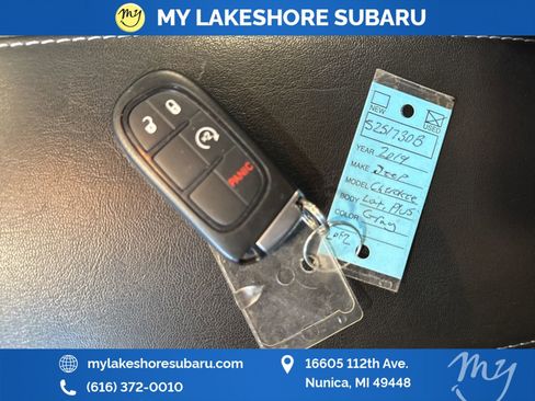 Used 2019 Jeep Cherokee Latitude Plus w/ Cold Weather Group image 33